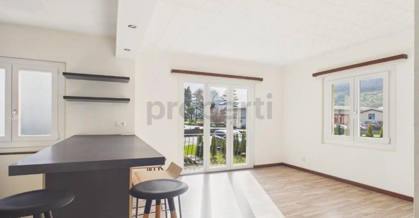 Elegant 4.5-room detached house with mountain views in Pollegio - Photo 2 of 12