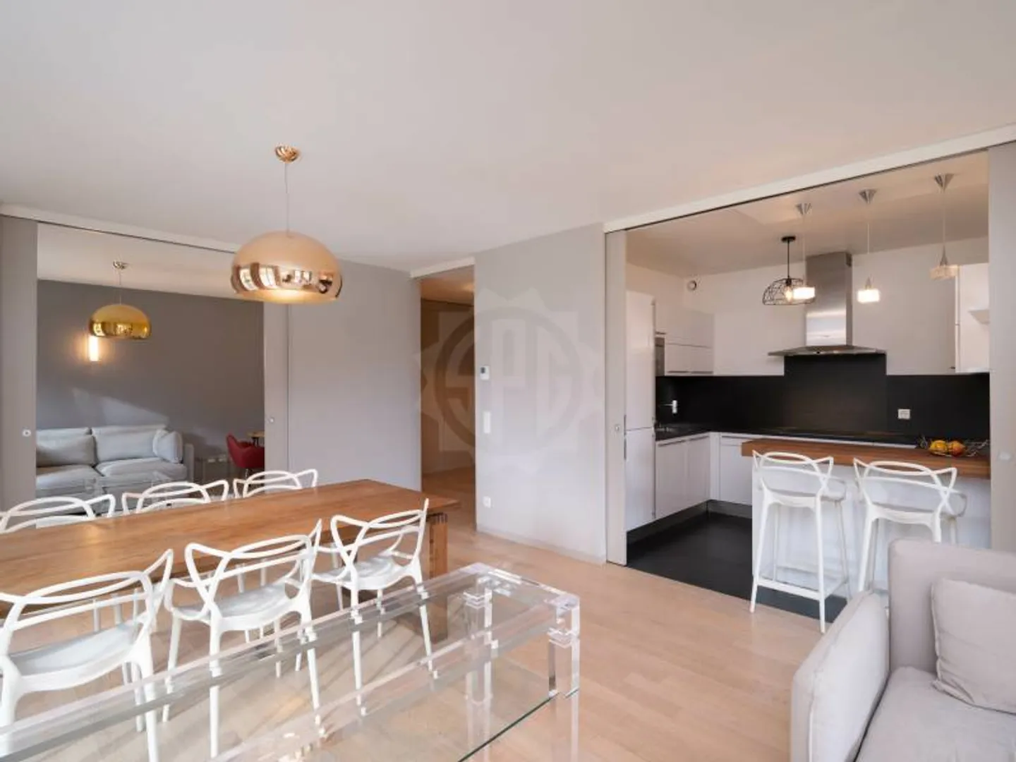 Geräumige 7-Zimmer-Wohnung - Foto 3 von 12