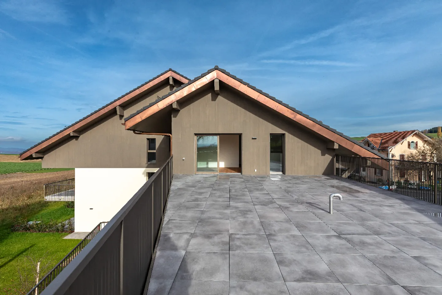 Duplex: Terrasse Panoramique & Cadre Idyllique - Photo 4 sur 9