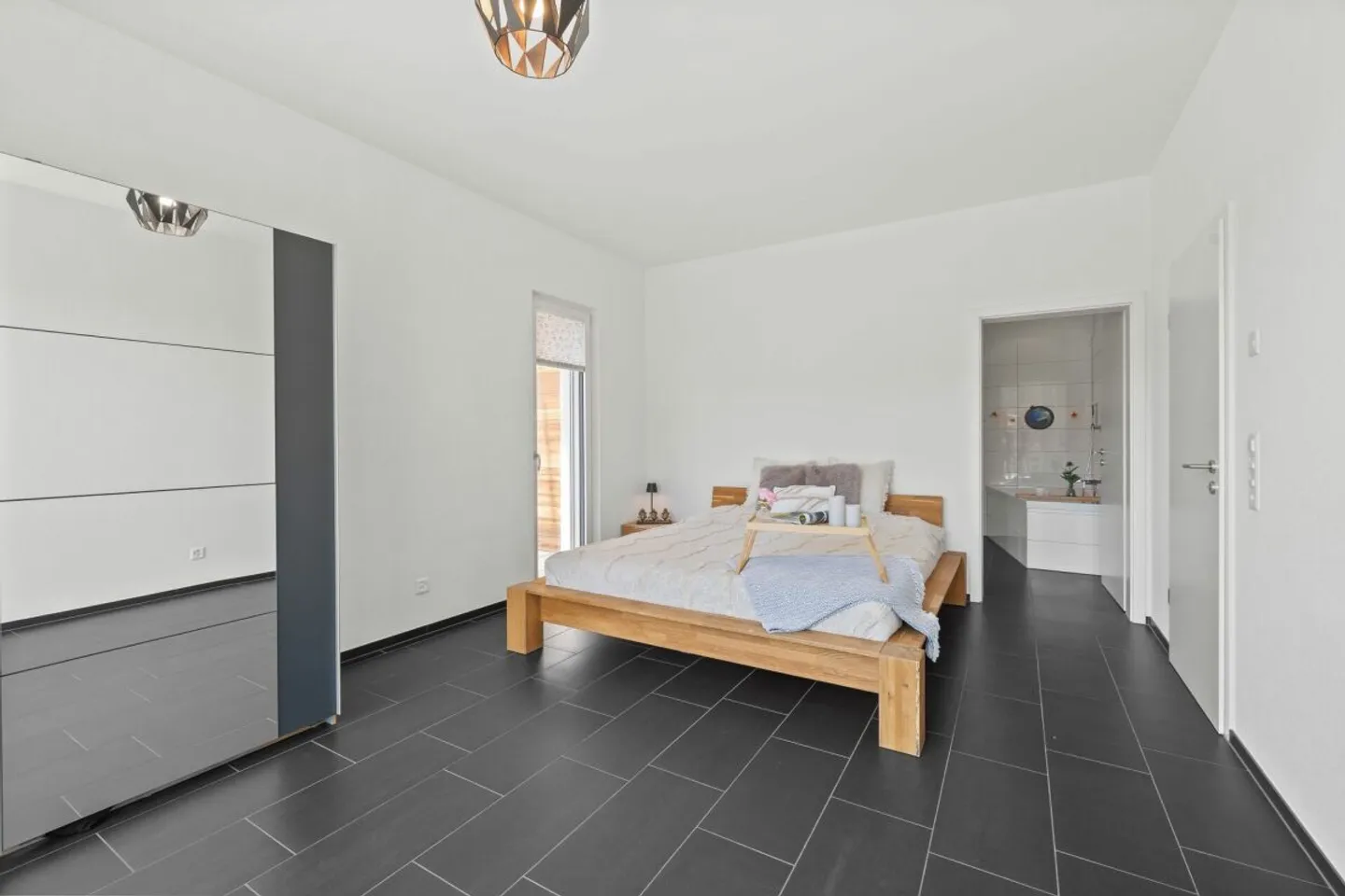 Appartamento in vendita - Foto 4 di 9