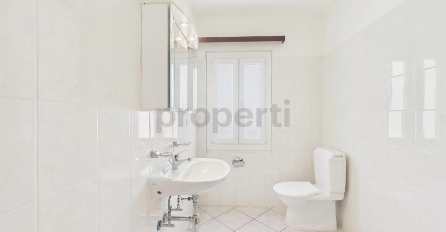 Elegant 4.5-room detached house with mountain views in Pollegio - Photo 11 of 12