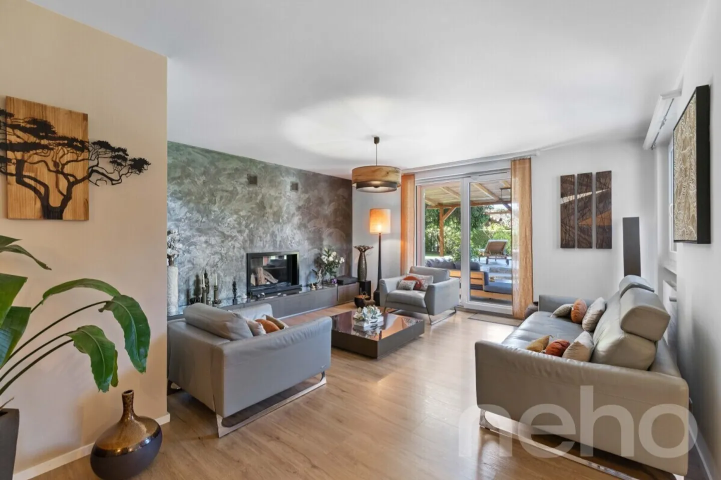 Esclusivo: magnifica villa familiare di 5,5 stanze con grande giardino - Foto 3 di 13