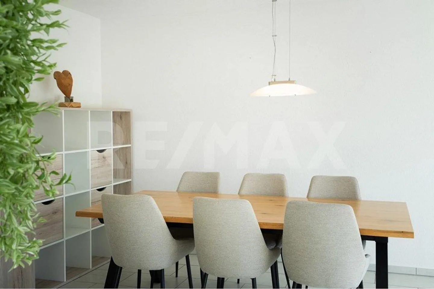 Sunny 3-room apartment including versatile additional room - Photo 7 of 13