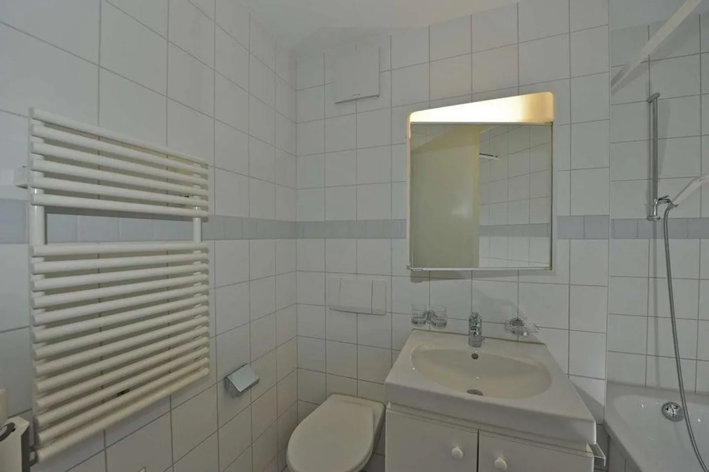 Charmant appartement 2.5 pièces - Photo 4 sur 8