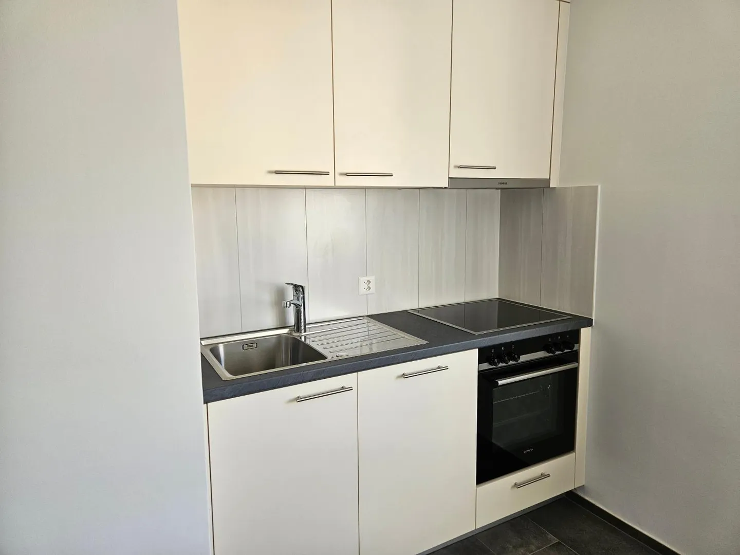 Appartement rénové de 4 pièces au 7ème étage n° 47 - Photo 1 sur 10