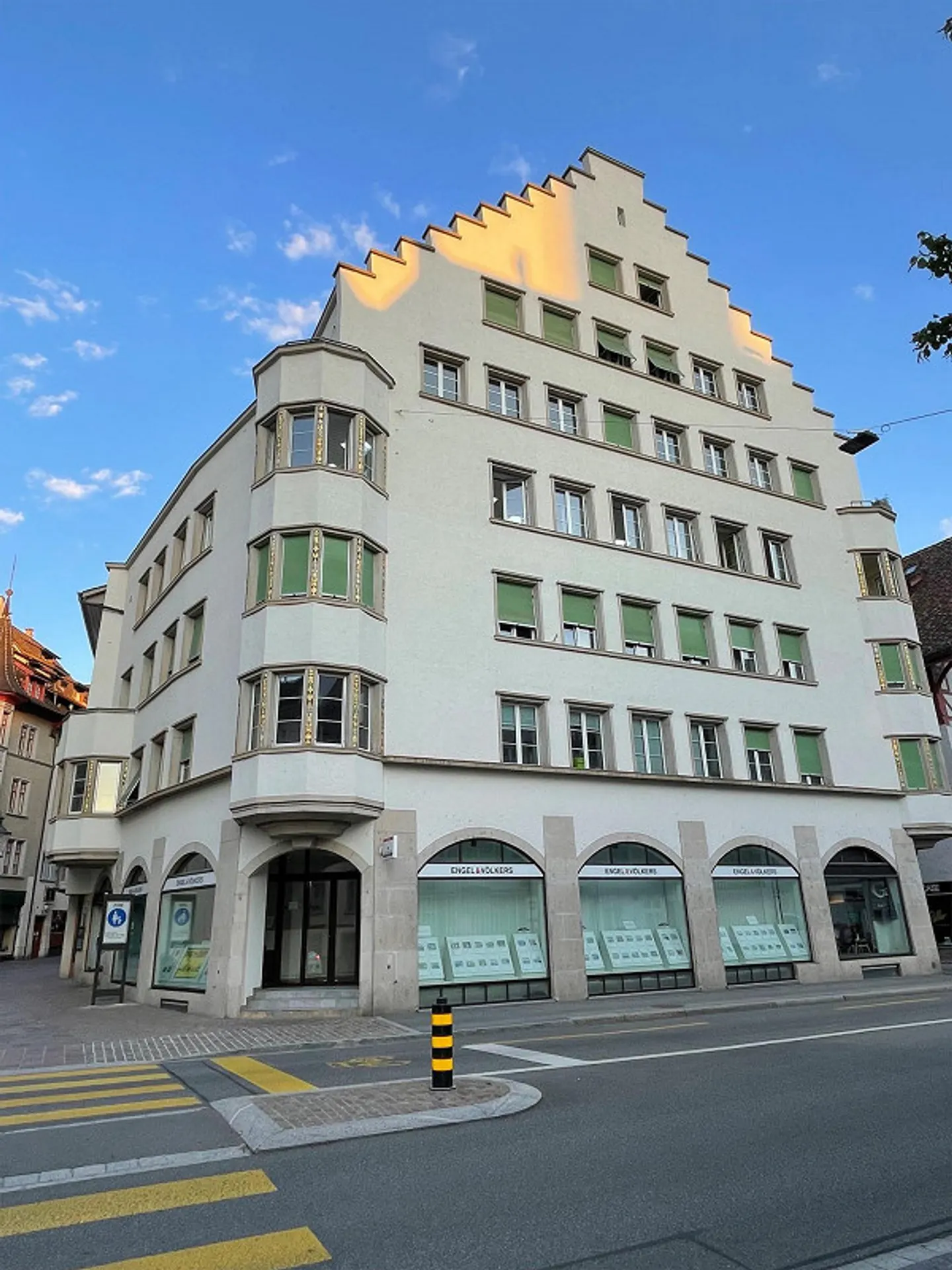 Exzellente 4.5-Zimmer-Wohnung im Herzen der Schaffhauser Altstadt - Foto 1 von 8