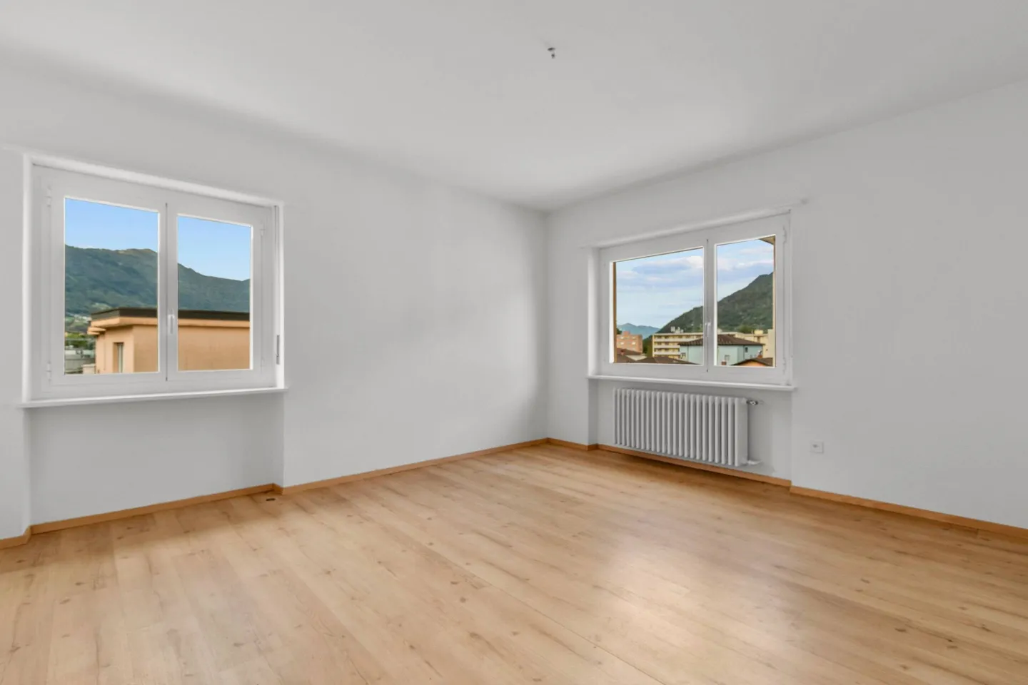 Immeuble multifamilial avec 12 appartements - Rendement attractif de 4,5 % - Photo 2 sur 12