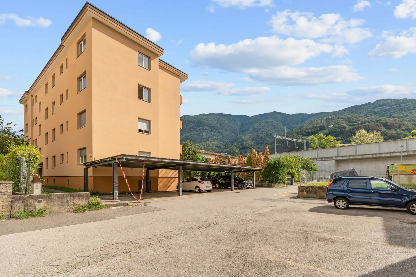 Immeuble multifamilial avec 12 appartements - Rendement attractif de 4,5 % - Photo 12 sur 12