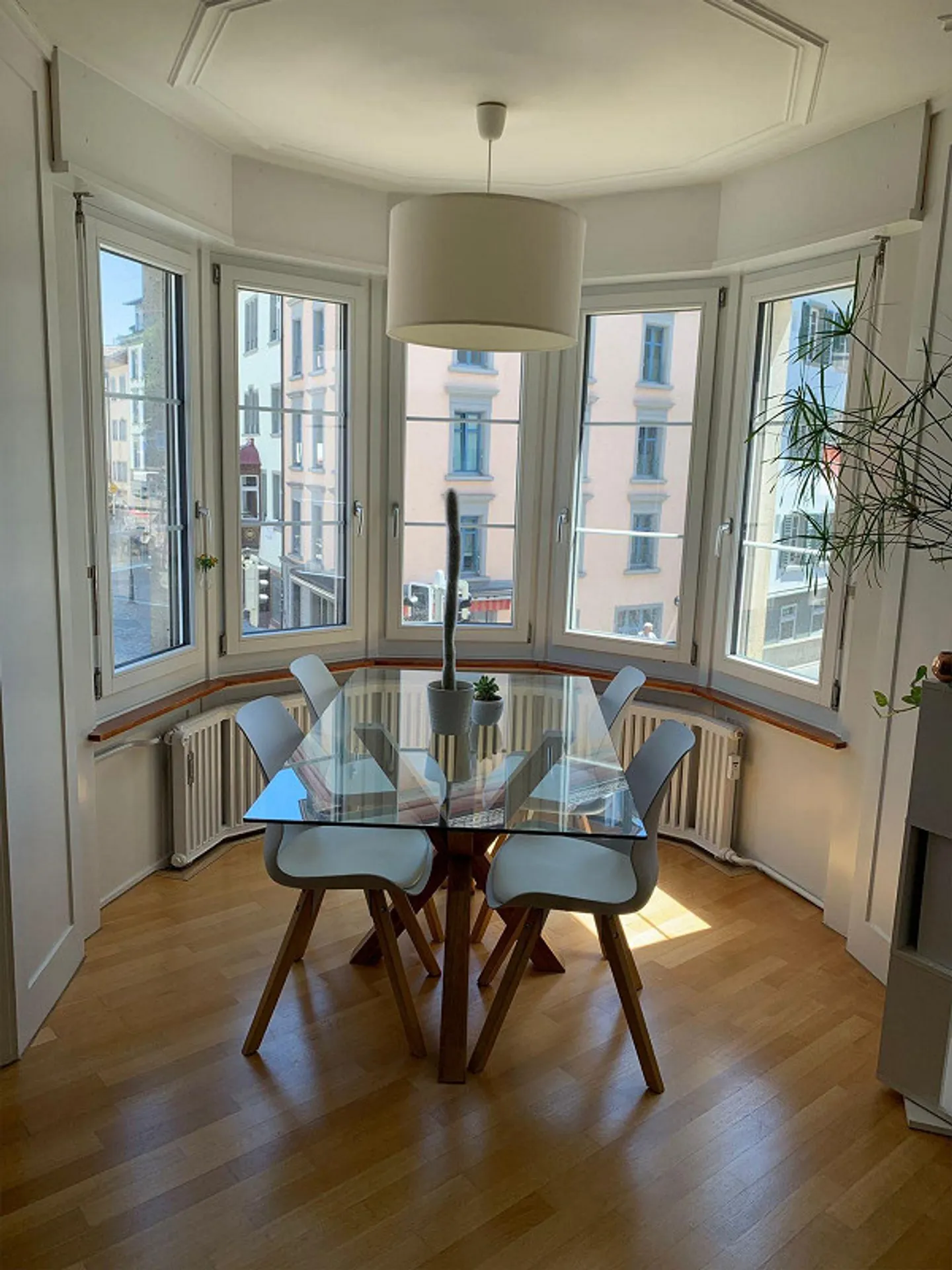 Exzellente 4.5-Zimmer-Wohnung im Herzen der Schaffhauser Altstadt - Foto 3 von 8