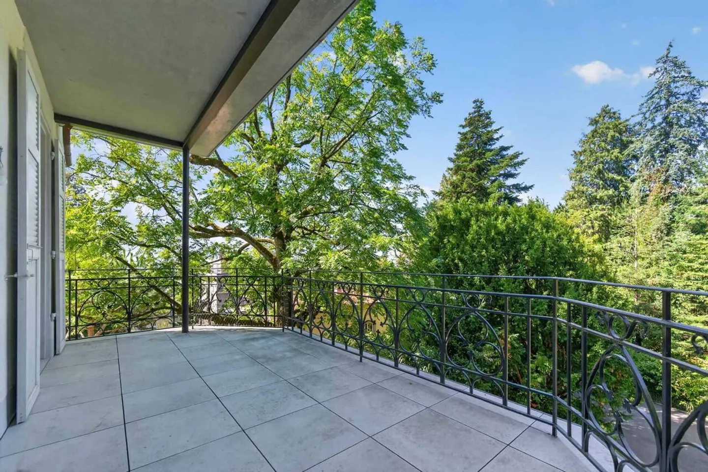 Appartement de 3.5 pièces rénové situé au coeur d'un quartier prestigieux - Foto 5 von 11