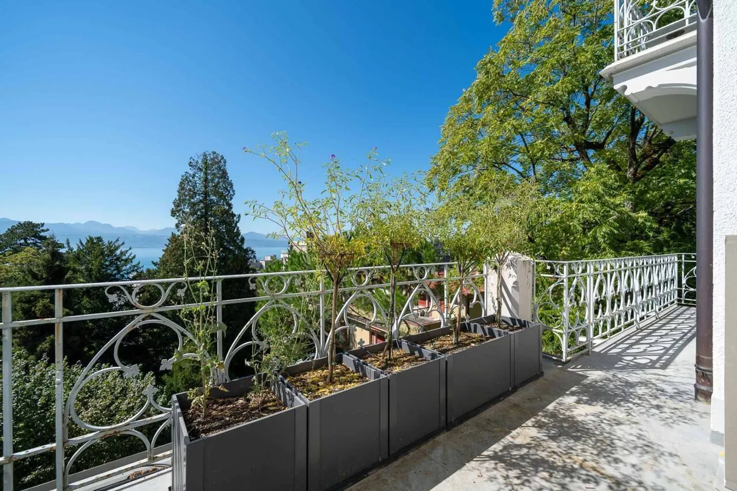 Appartement de 3.5 pièces rénové situé au coeur d'un quartier prestigieux - Foto 6 von 11