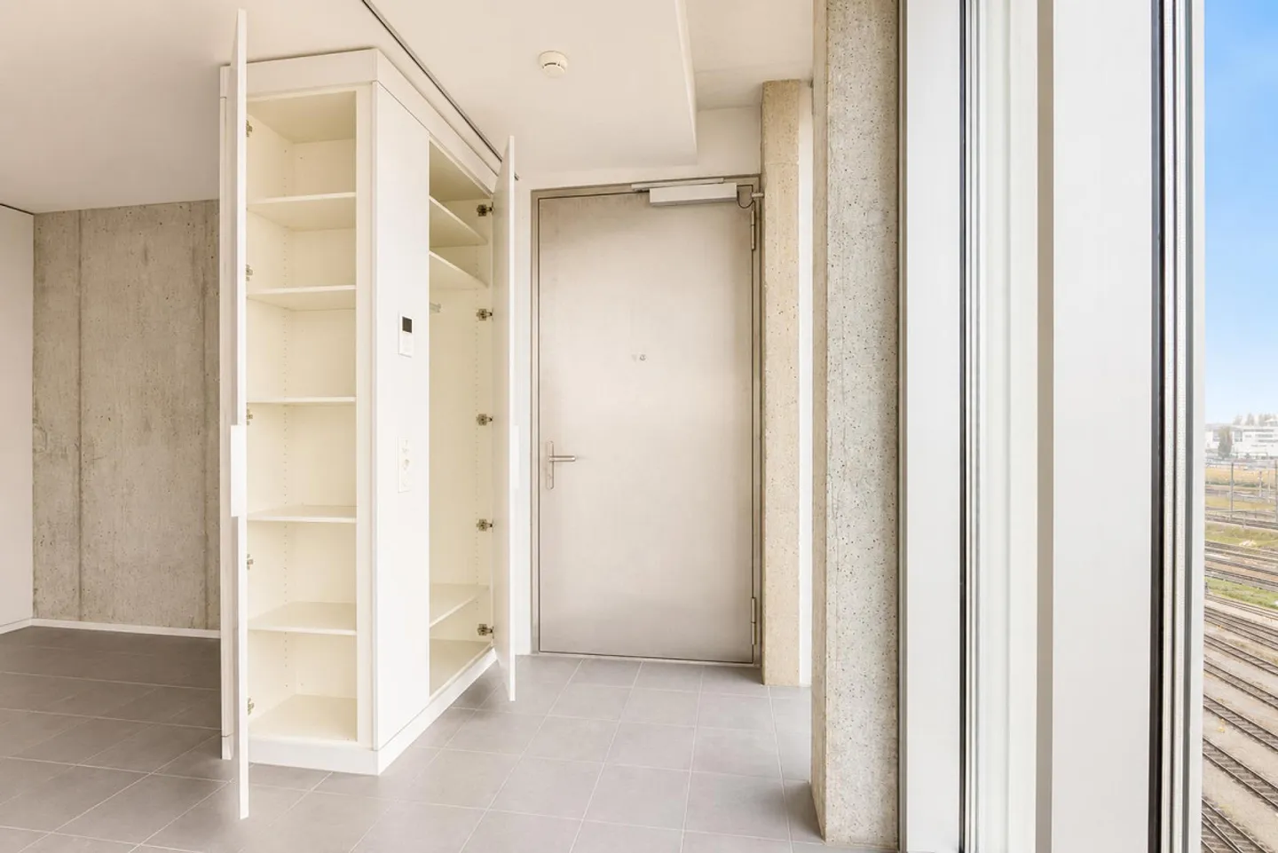 Appartement confortable de 3,5 pièces 12.21 à Zurich Altstetten - Photo 5 sur 9