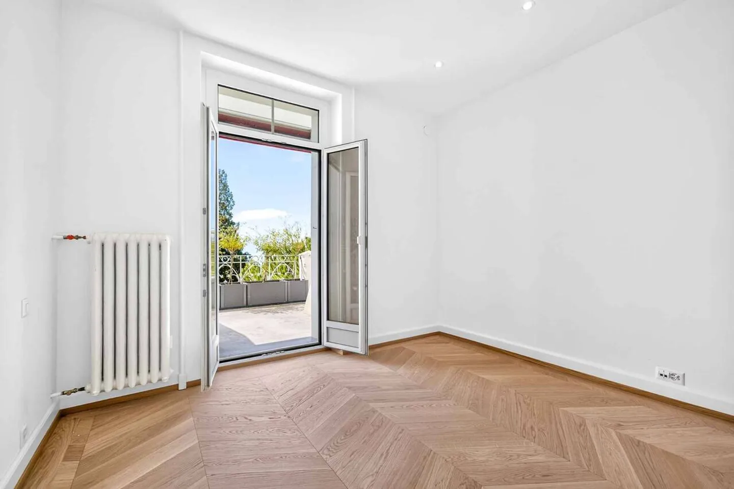 Appartement de 3.5 pièces rénové situé au coeur d'un quartier prestigieux - Foto 8 von 11