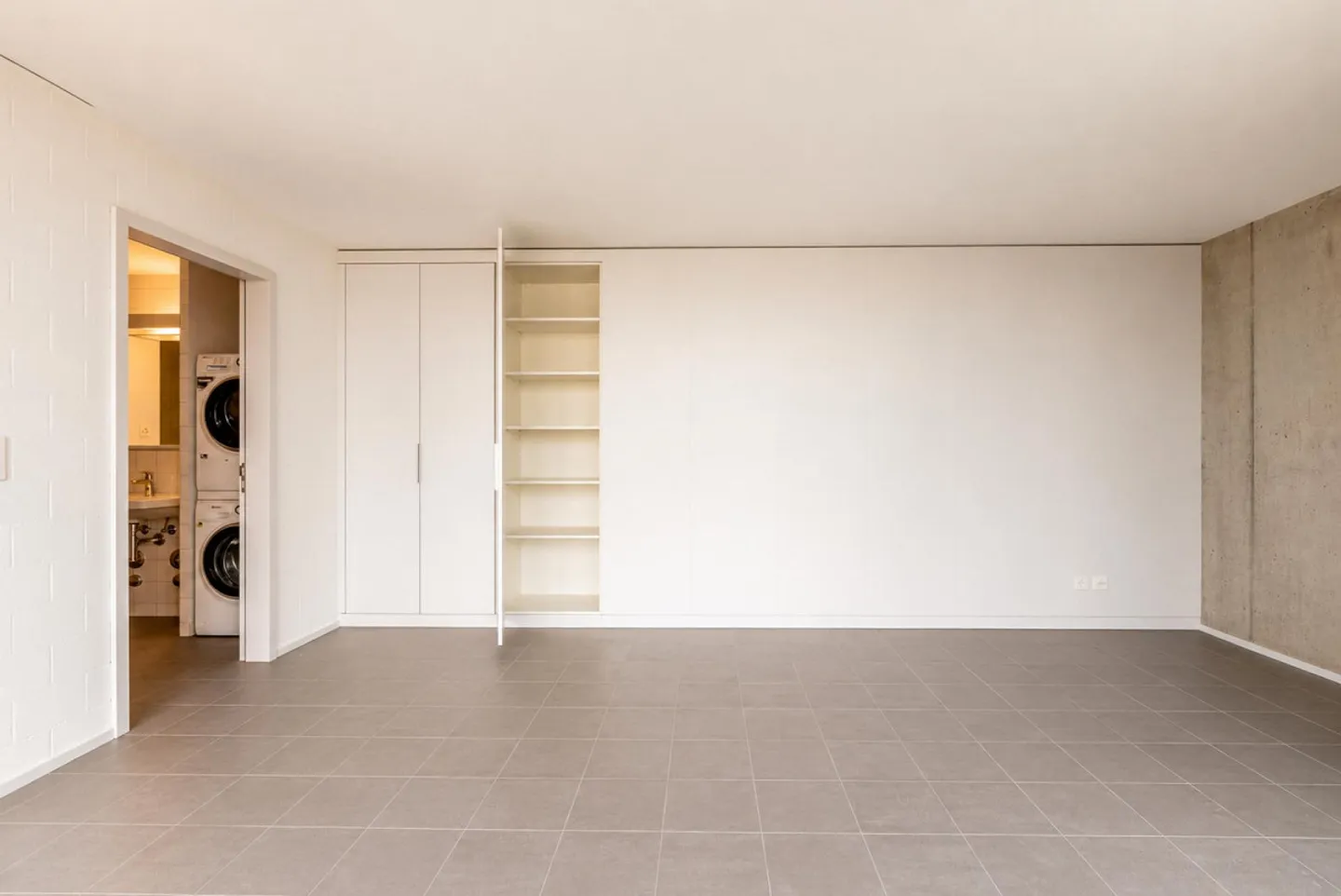 Appartement confortable de 3,5 pièces 12.21 à Zurich Altstetten - Photo 8 sur 9