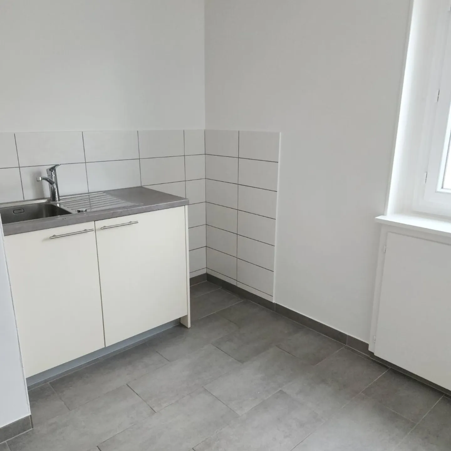 3-room apartment on the 5th floor - Photo 3 of 6