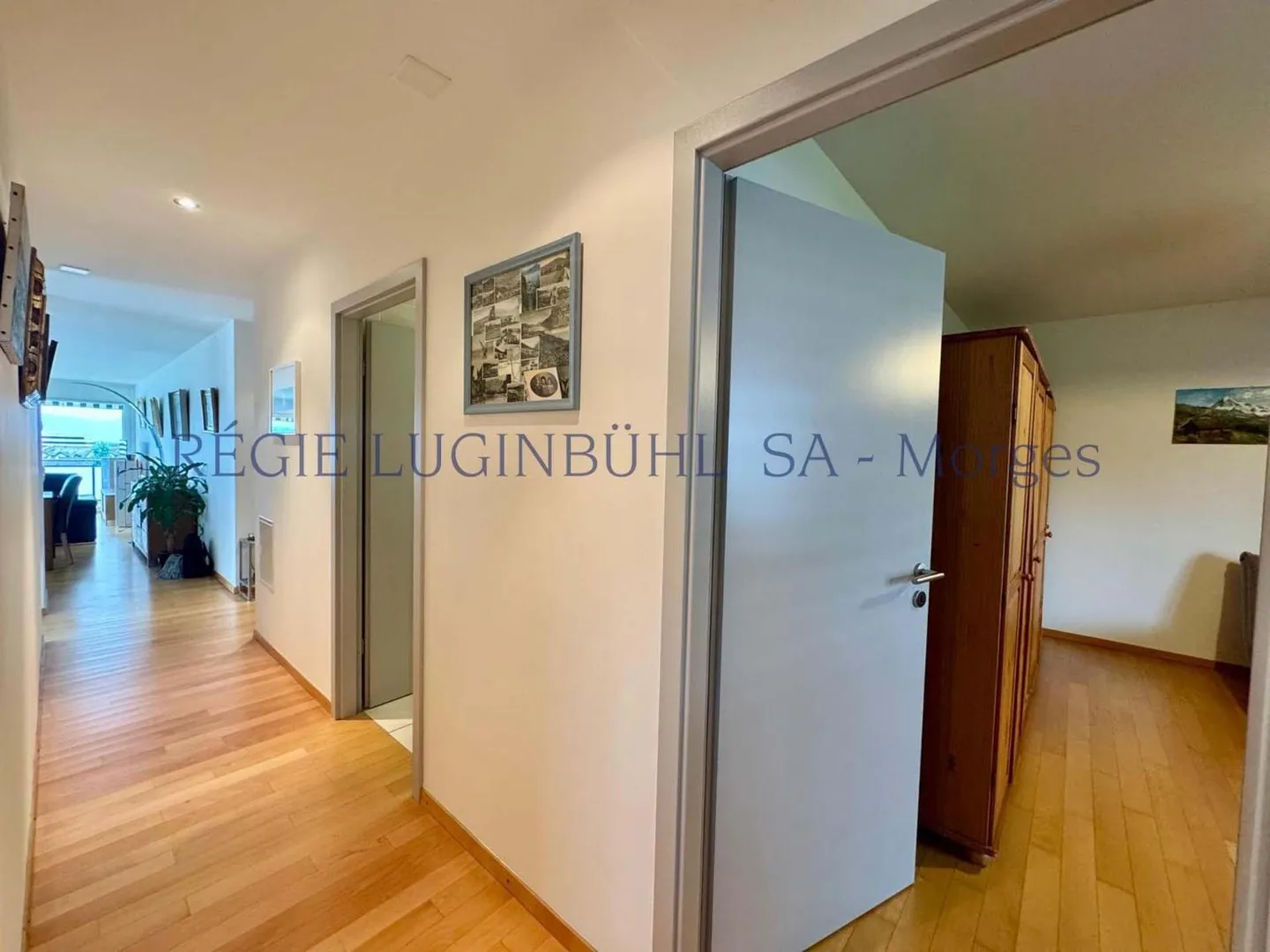 Geräumige Wohnung mit Bergblick - Foto 12 von 13