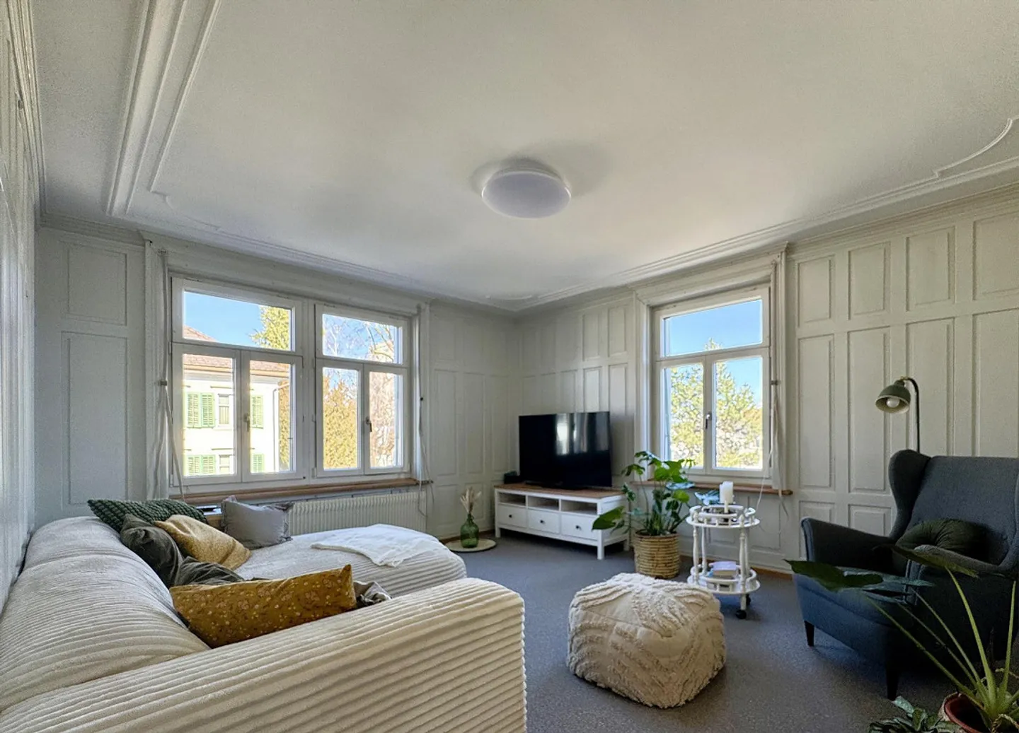 Appartamento d'epoca ristrutturato di 5 stanze con balcone e giardino - Foto 5 di 12