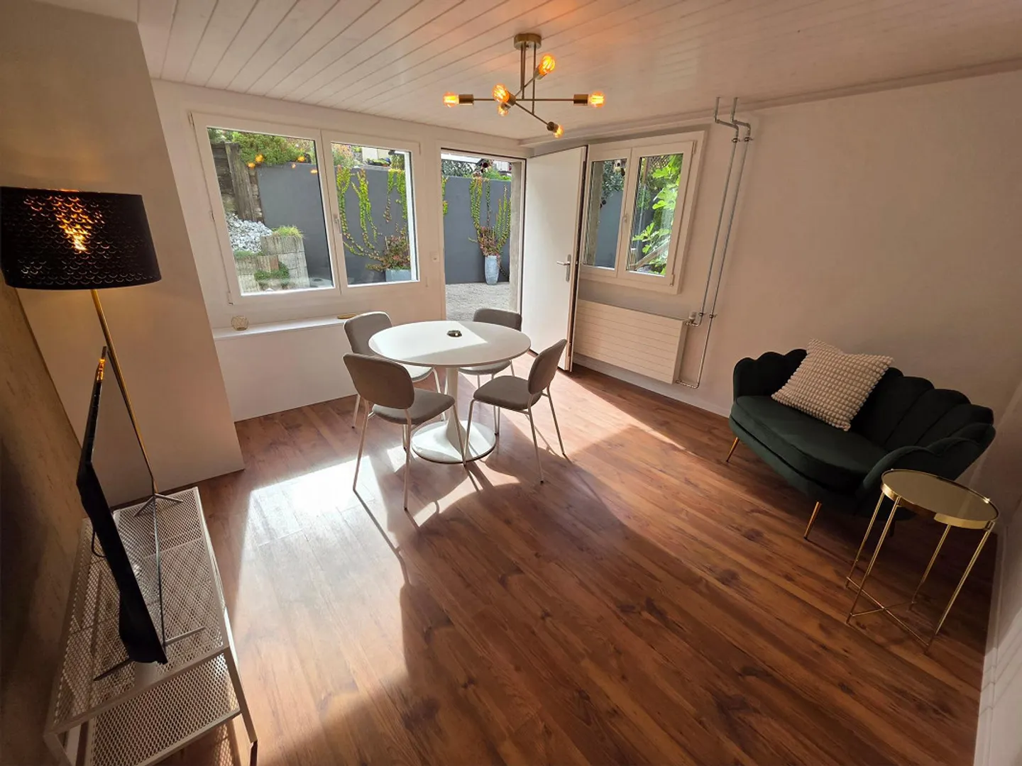 Appartement 2 pièces avec grande terrasse dans la verdure - Photo 1 sur 7