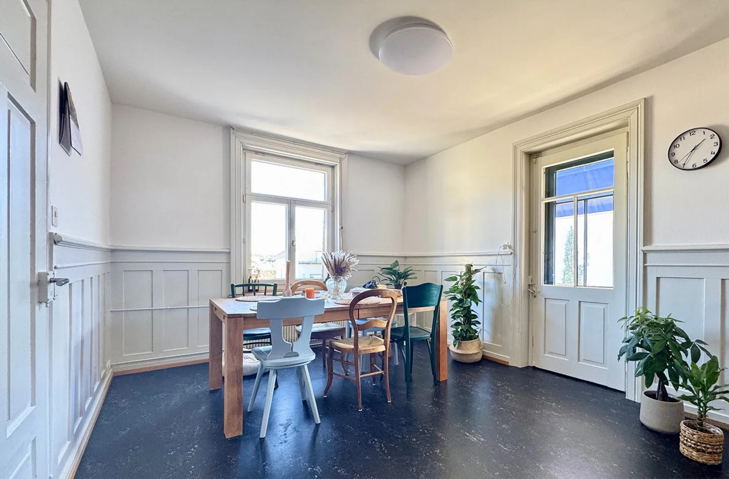 Appartamento d'epoca ristrutturato di 5 stanze con balcone e giardino - Foto 6 di 12