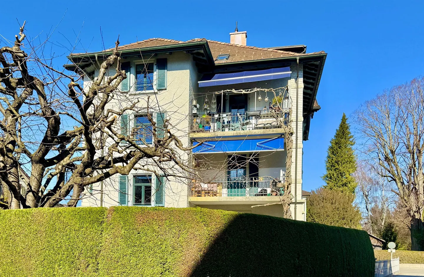 Appartamento d'epoca ristrutturato di 5 stanze con balcone e giardino - Foto 12 di 12