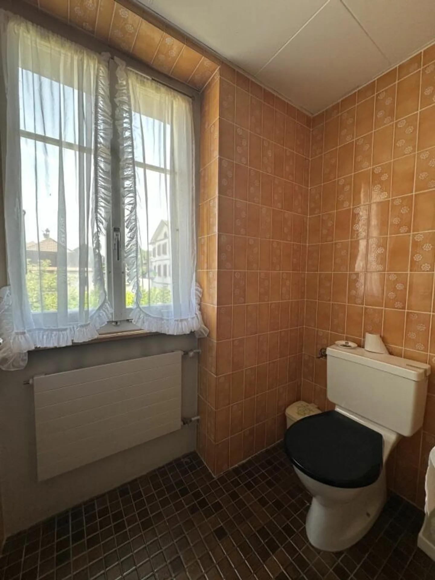 House to renovate/transform - House in need of renovation for sale - Photo 17 of 20