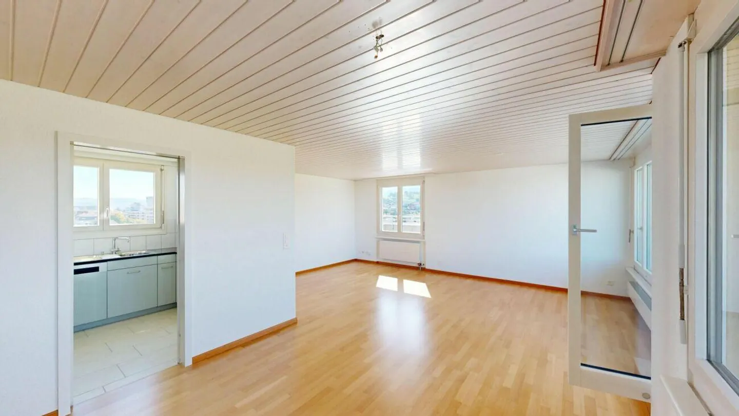Stylische Attikawohnung mit Terrasse - Foto 5 von 15