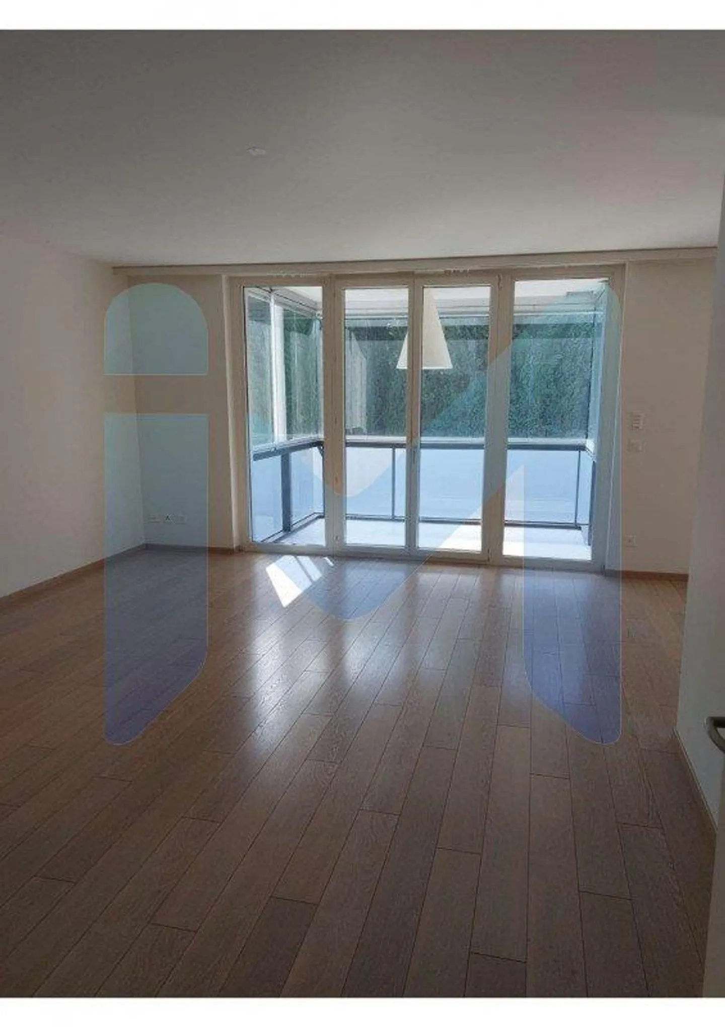 5-room apartment on the ground floor located in Vésenaz 1222 - Photo 3 of 9