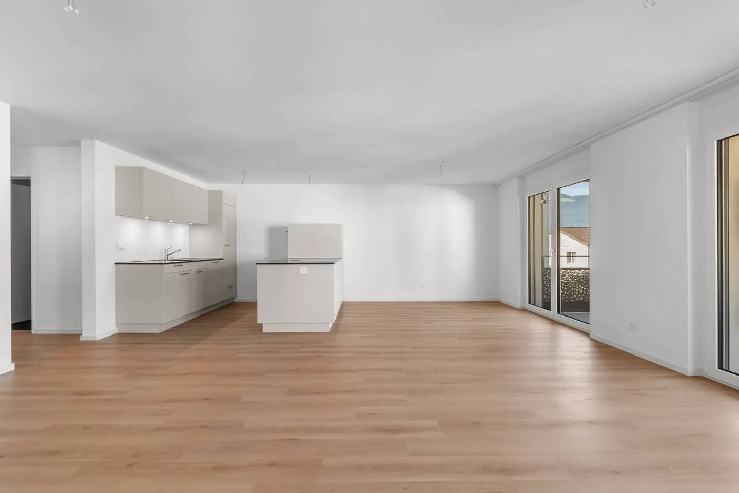 Prima locazione - Appartamenti nuovi esclusivi di 4,5 stanze nel bellissimo Tuggen SZ - Foto 2 di 11