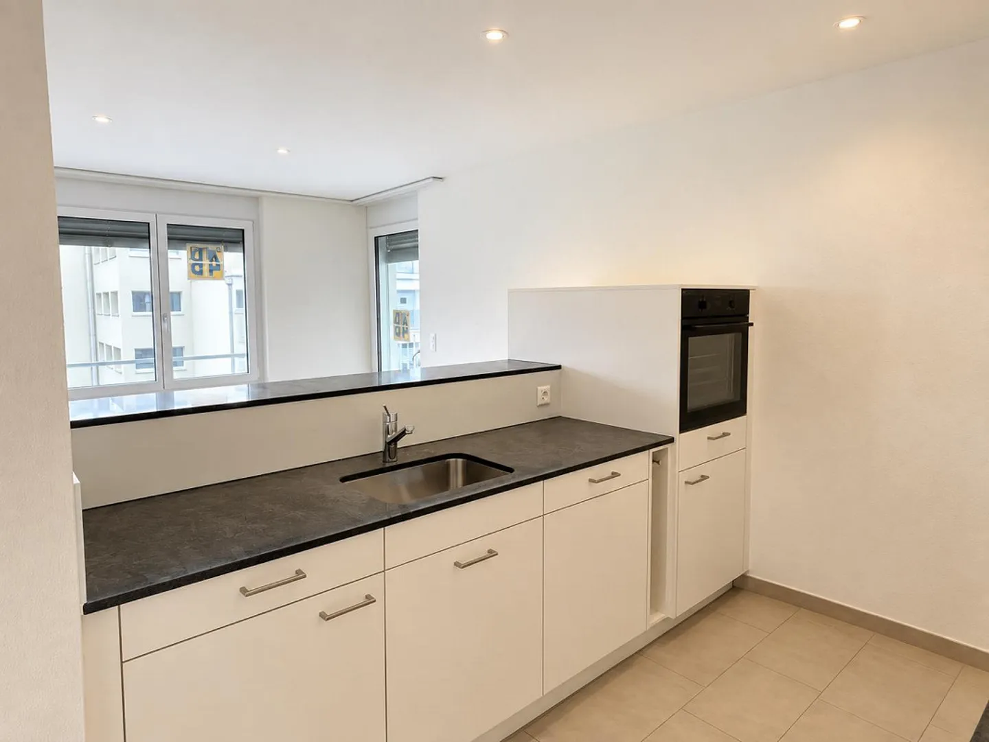 Appartement de jardin spacieux de 4,5 pièces - Photo 5 sur 7