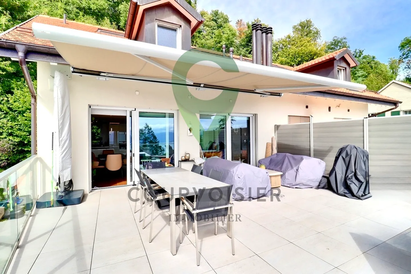 Bell'attico con splendida vista sul lago e sulle Alpi - Foto 9 di 11