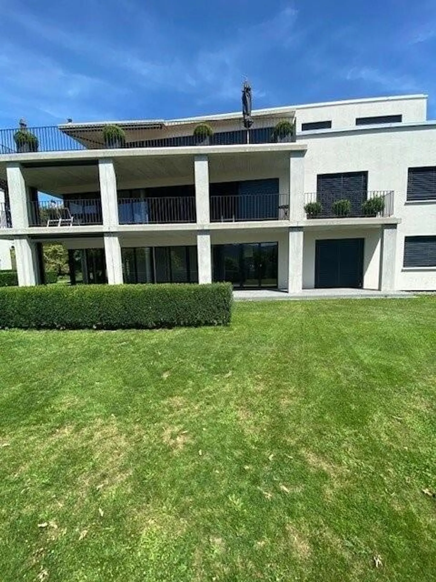 Appartamento moderno al piano terra con standard di proprietà - Foto 1 di 12