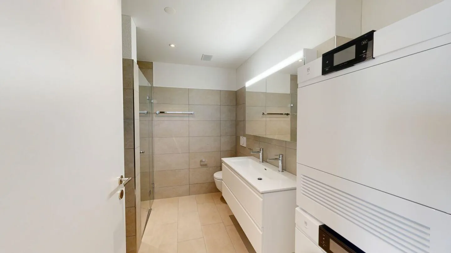 Appartement lumineux au bord du lac - Photo 5 sur 10