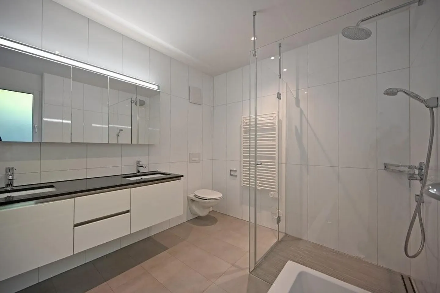 Appartamento moderno al piano terra con standard di proprietà - Foto 7 di 12