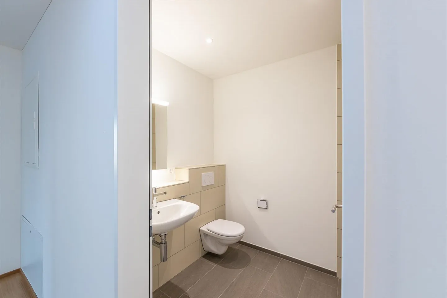 Attico esclusivo con ampia terrazza solarium e 145 m2 di superficie abitabile B5 - Foto 10 di 26