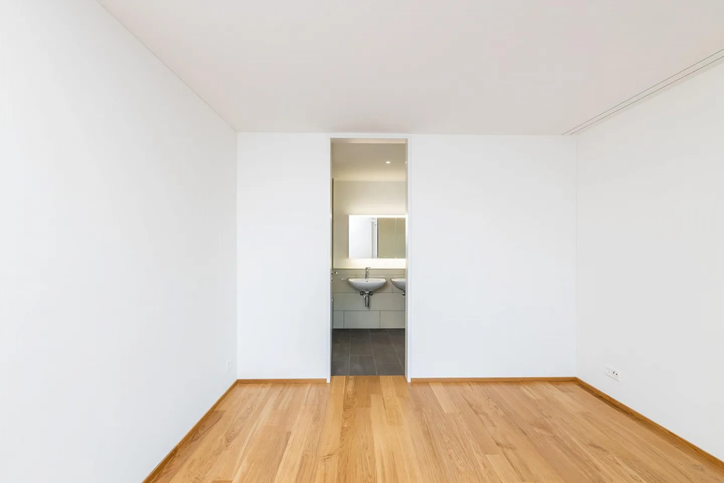 Attico esclusivo con ampia terrazza solarium e 145 m2 di superficie abitabile B5 - Foto 15 di 26