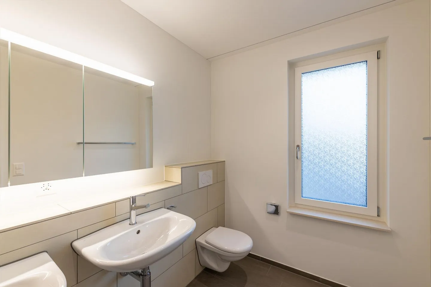 Attico esclusivo con ampia terrazza solarium e 145 m2 di superficie abitabile B5 - Foto 18 di 26