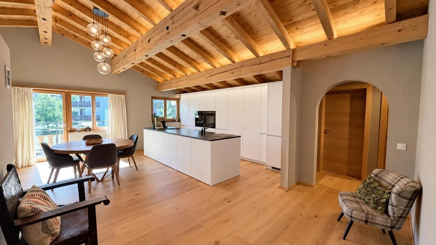 Stilvolles Penthouse in Klosters - Foto 2 von 15