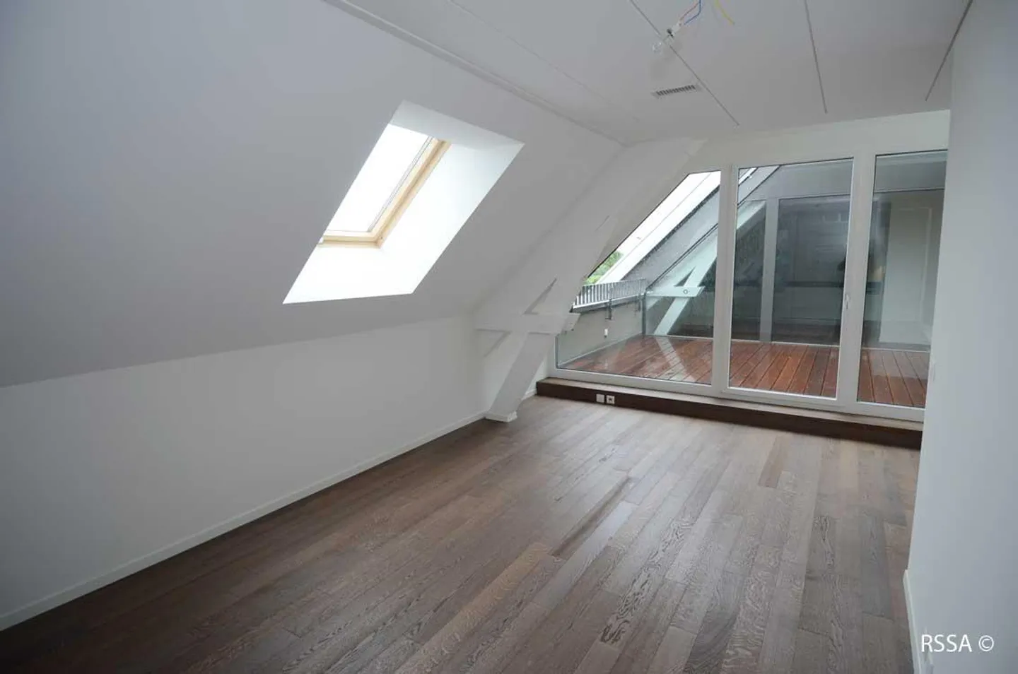 Appartement en duplex avec 6 pièces à Eysins - Photo 5 sur 13