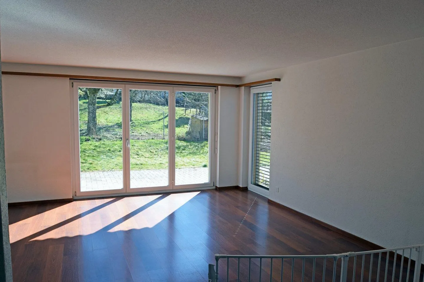 Incantevole appartamento su due livelli di 5½ locali con splendido giardino in affitto - Foto 1 di 8