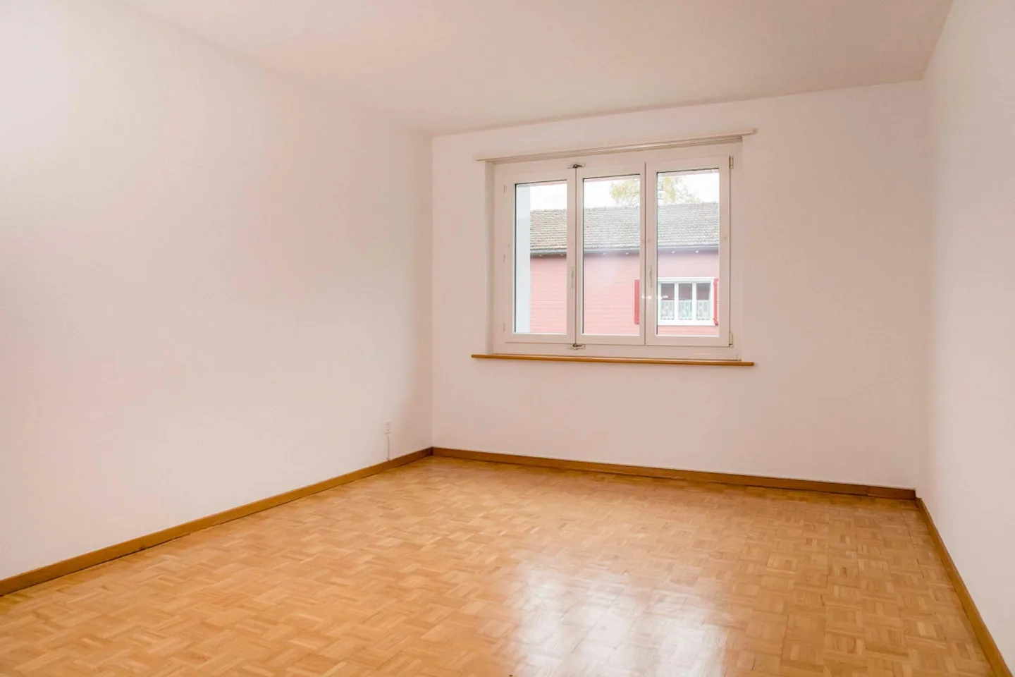 Appartamento da sogno con balcone - moderno appartamento 2.5 stanze - Foto 6 di 9