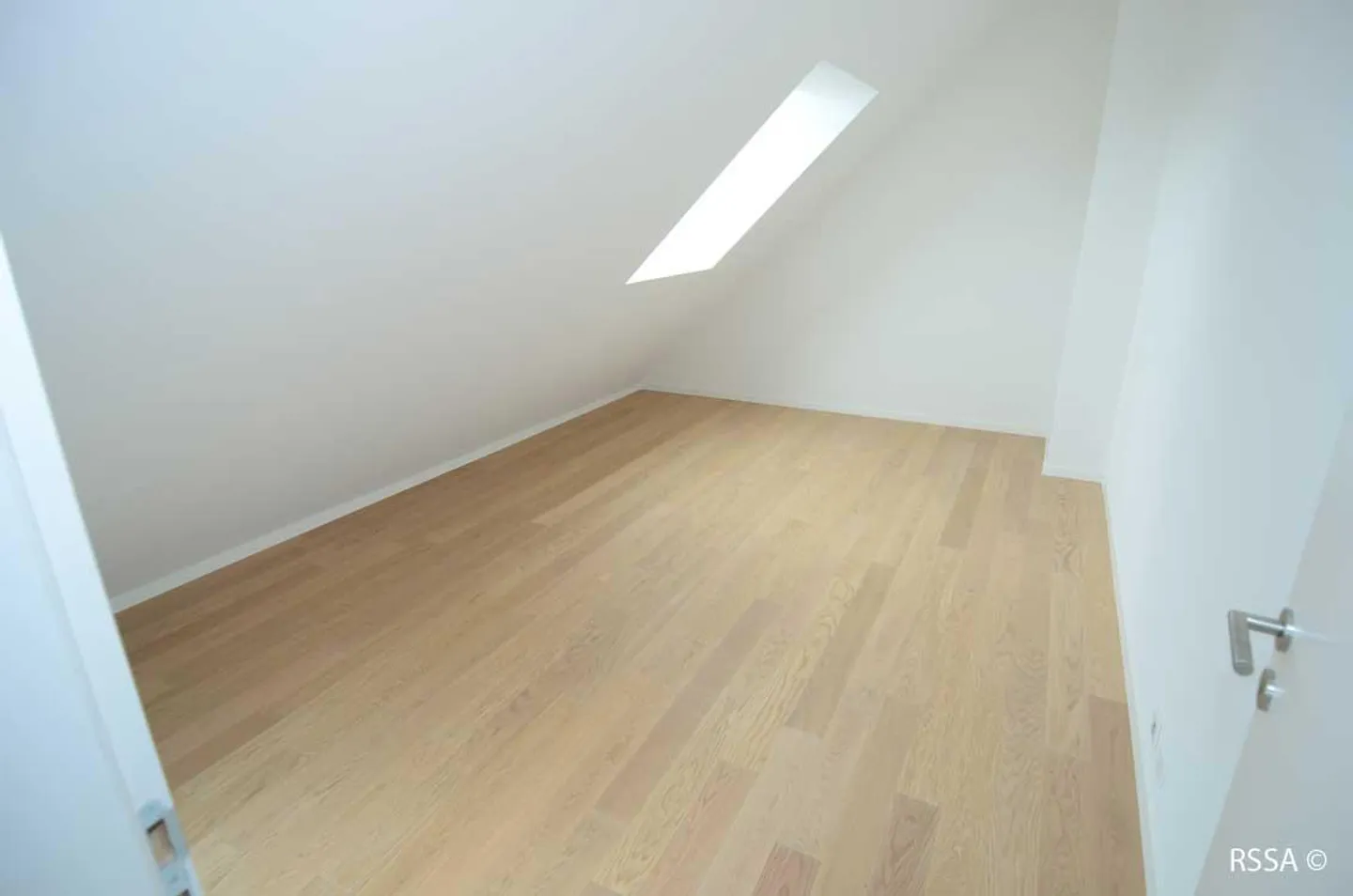 Appartement en duplex avec 6 pièces à Eysins - Photo 12 sur 13