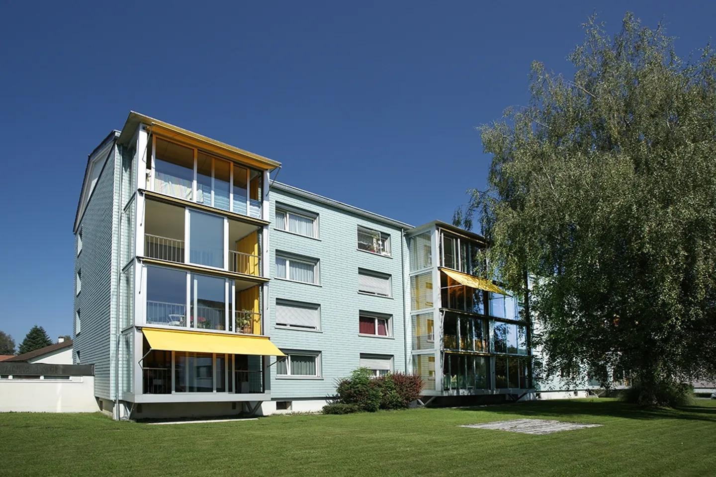 beautiful 4 room apartment with large glazed porch - Photo 2 of 17