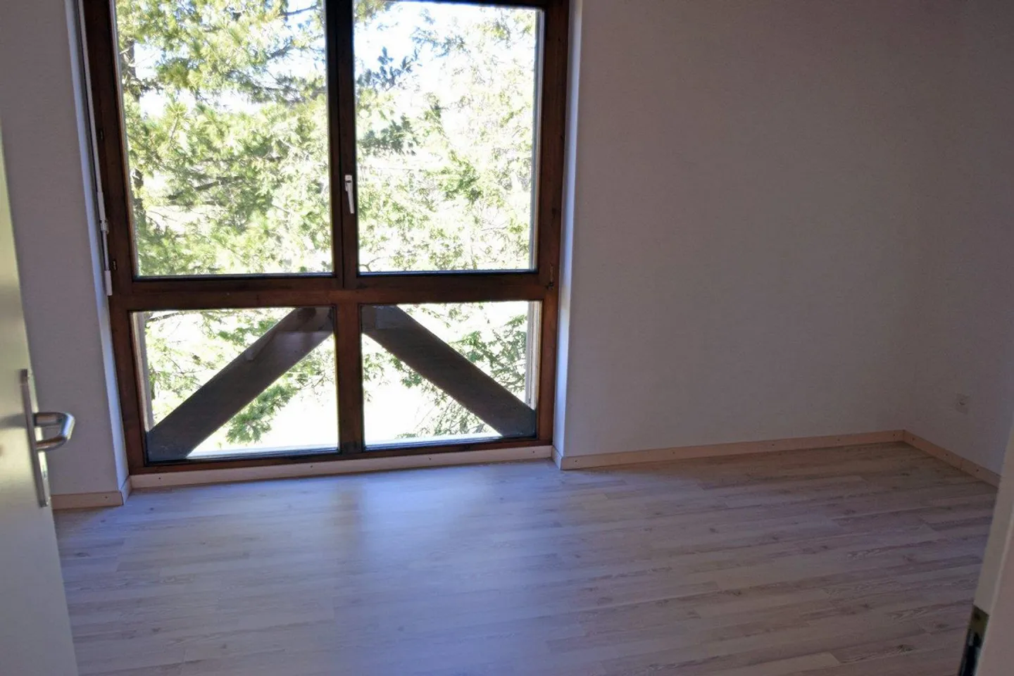 Incantevole appartamento su due livelli di 5½ locali con splendido giardino in affitto - Foto 4 di 8