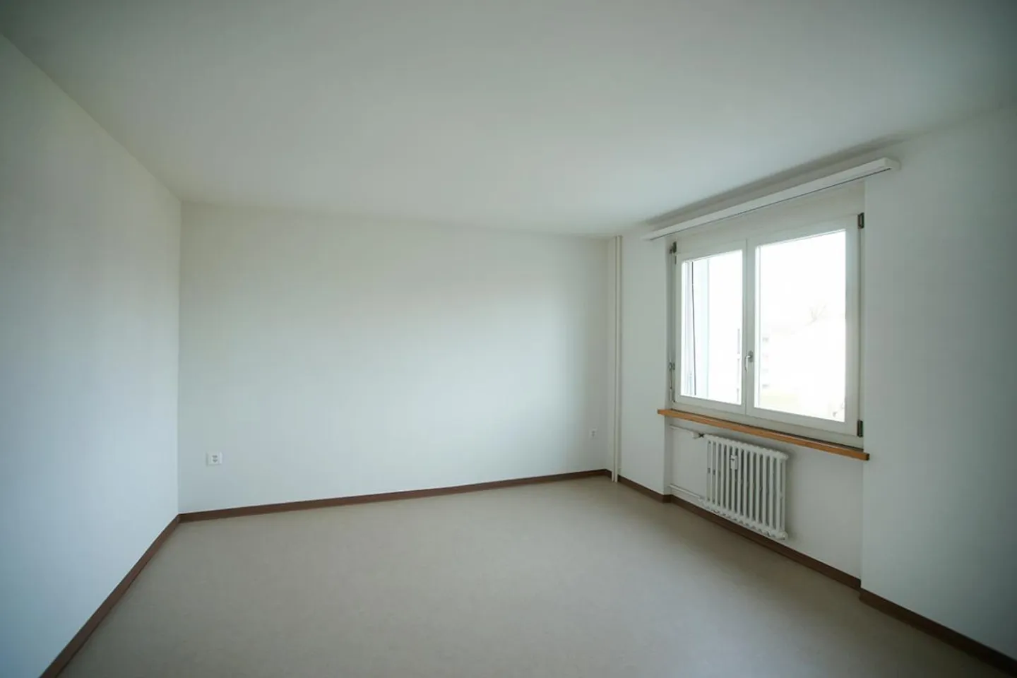 beautiful 4 room apartment with large glazed porch - Photo 10 of 17