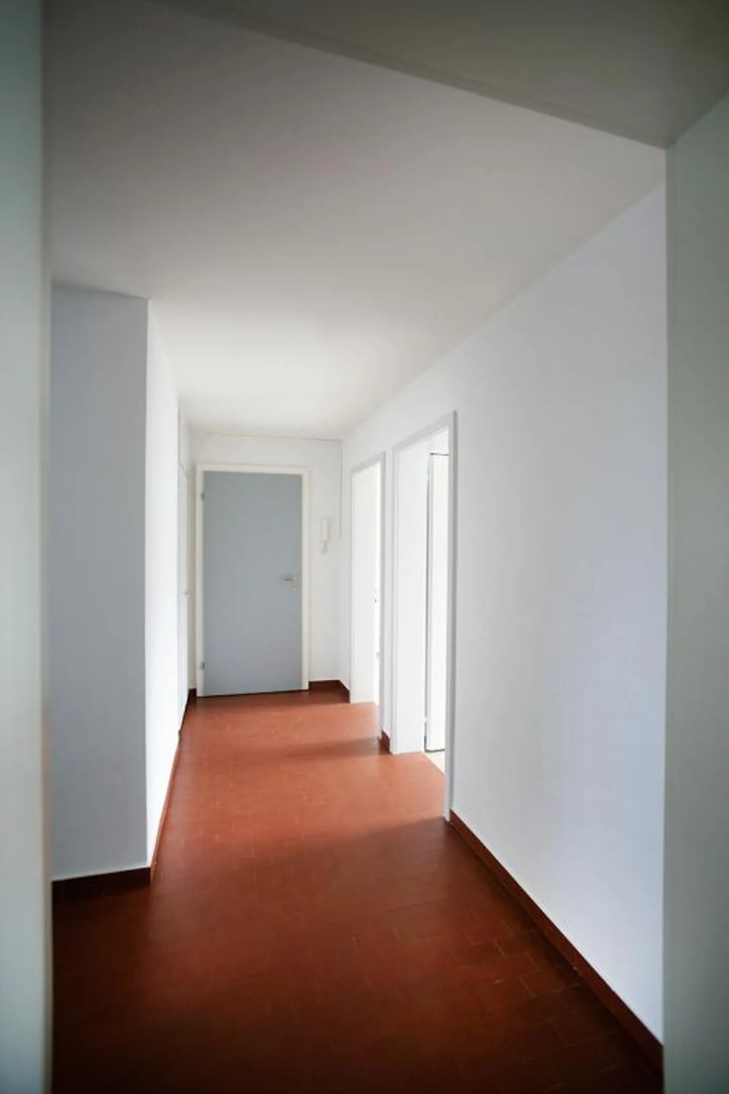 beautiful 4 room apartment with large glazed porch - Photo 13 of 17