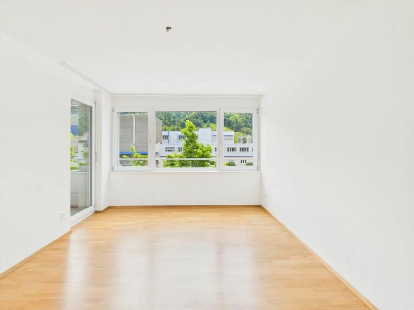 attraktive 3.5-Zimmerwohnung an top Lage in Ebnat-Kappel zu vermieten - Foto 11 von 12