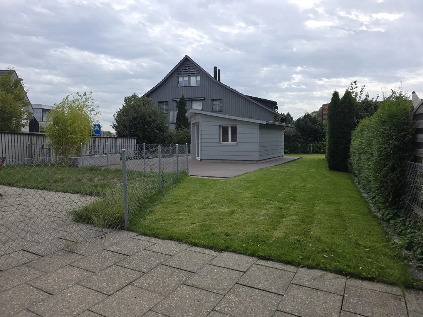 Charming Townhouse with Garden - Photo 13 of 13