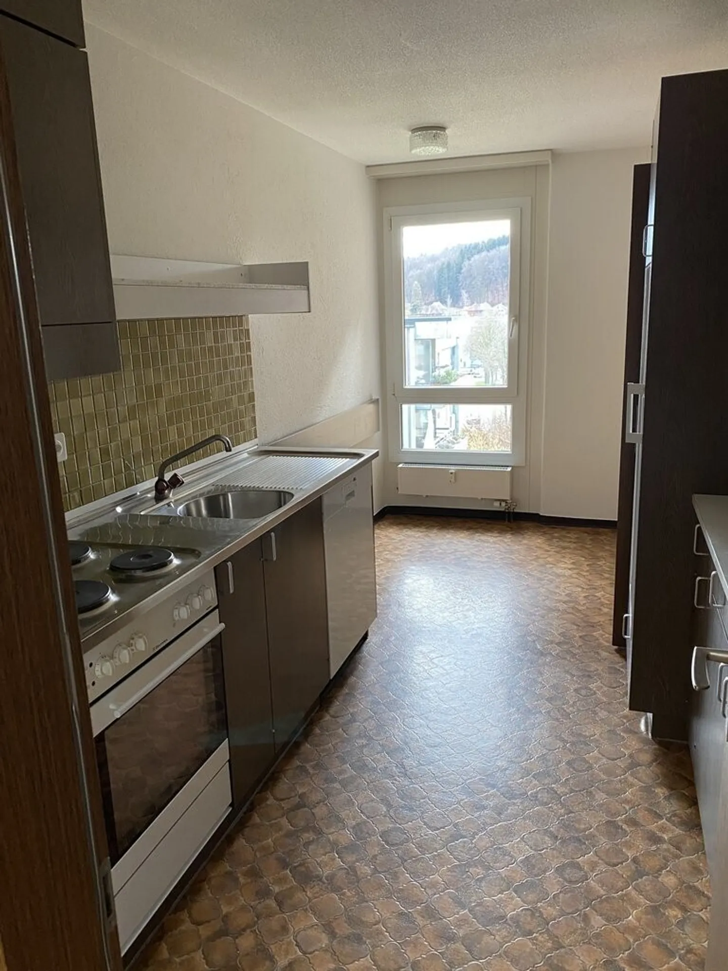 Zentrales Apartment mit Balkon - Foto 2 von 7