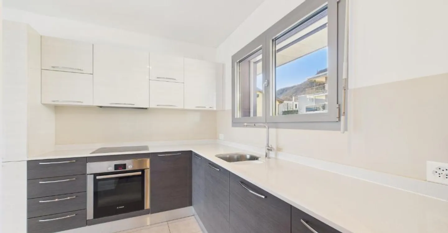Appartement moderne avec grande terrasse - Photo 4 sur 9