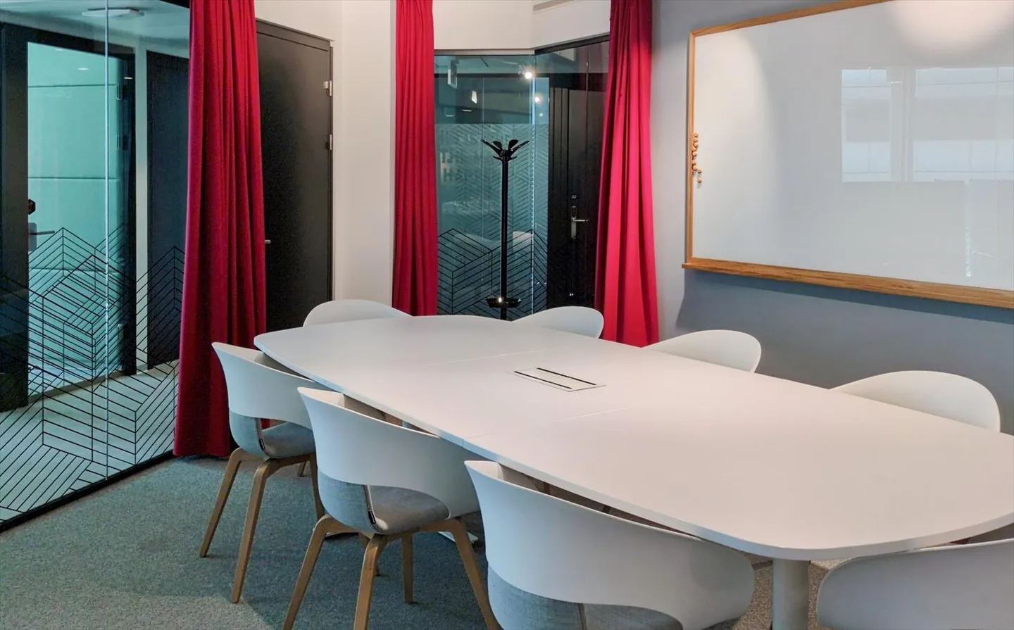 Ein professionelles Büro im Spaces Quartier de l'Étang mit ultra-flexiblen Bedingungen - Foto 8 von 19